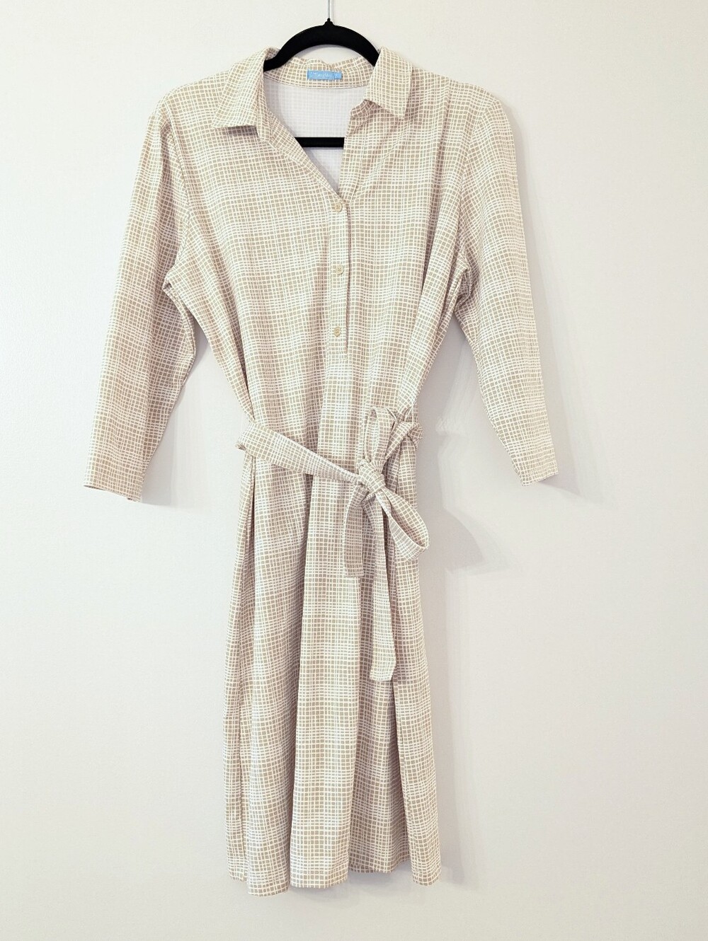 J. McLaughlin Women's Tan print Brynn Tie Waist Shirt Dress Sz M
